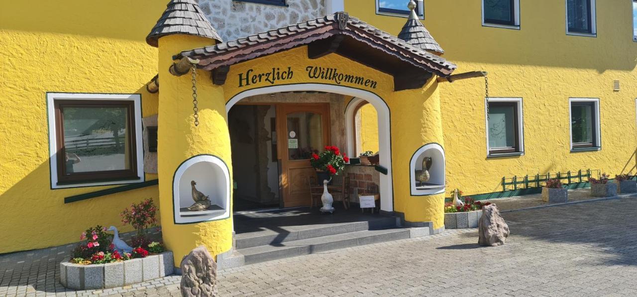Landgasthof Entenwirt Tarsdorf Exterior foto